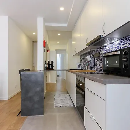 Wal Apartments- 3 Bedrooms With Parking Space-3